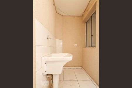 Casa de condomínio para alugar com 78m², 2 quartos e 1 vaga Casa de condomínio para alugar com 78m², 2 quartos e 1 vagaÁrea de serviço
