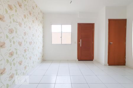 Sala  de casa de condomínio para alugar com 2 quartos, 78m² em Parque Boturussu, São Paulo