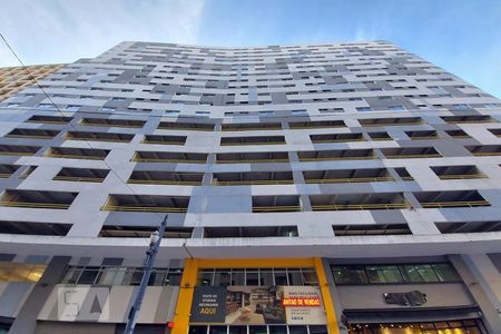 Studio para alugar com 35m², 1 quarto e sem vaga Studio para alugar com 35m², 1 quarto e sem vagaFachada