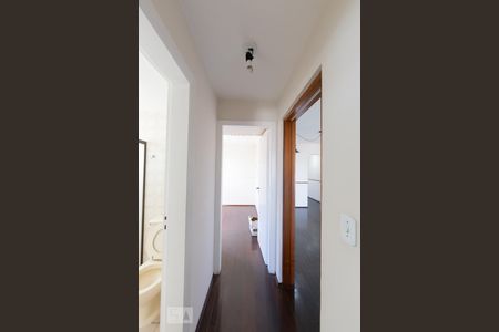 Apartamento para alugar com 75m², 2 quartos e 1 vagaCorredor