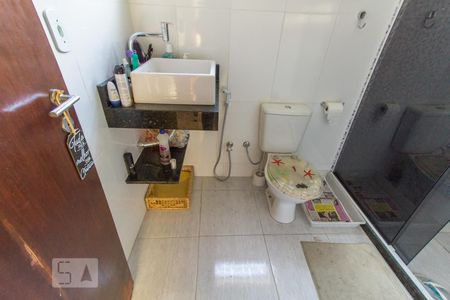 Casa de condomínio à venda com 120m², 1 quarto e 1 vagaBanheiro