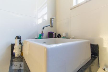 Casa de condomínio à venda com 120m², 1 quarto e 1 vagaBanheiro