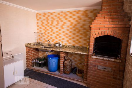 Casa à venda com 315m², 4 quartos e 3 vagasCozinha do salão