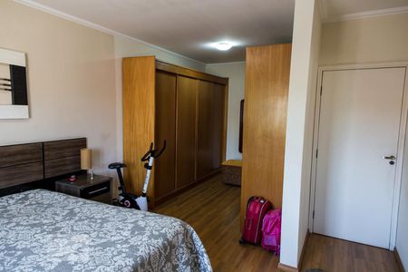 Casa à venda com 315m², 4 quartos e 3 vagasSuíte 3