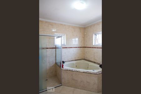 Casa à venda com 315m², 4 quartos e 3 vagasBanheiro da Suíte 3