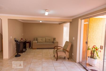 Casa à venda com 315m², 4 quartos e 3 vagasSalão