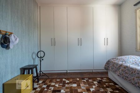 Casa à venda com 180m², 3 quartos e 2 vagas Casa à venda com 180m², 3 quartos e 2 vagasQuarto 2