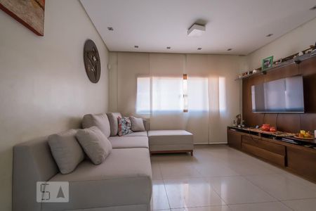 Sala de casa à venda com 3 quartos, 180m² em Chácara Monte Alegre, São Paulo
