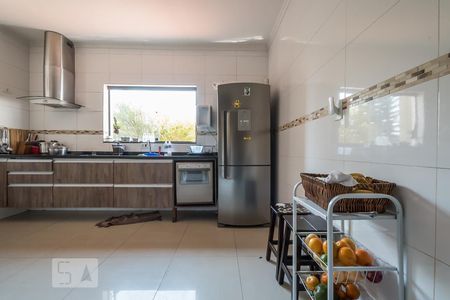 Casa à venda com 180m², 3 quartos e 2 vagas Casa à venda com 180m², 3 quartos e 2 vagasCozinha