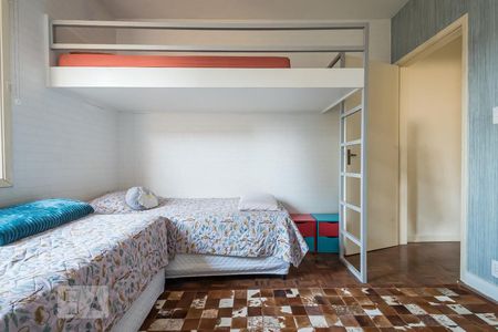 Casa à venda com 180m², 3 quartos e 2 vagas Casa à venda com 180m², 3 quartos e 2 vagasQuarto 2