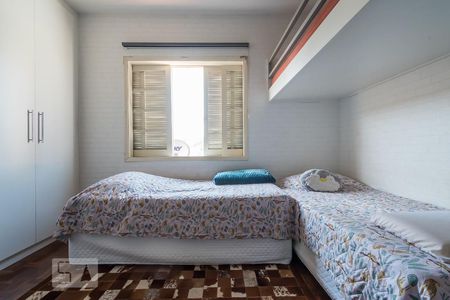 Casa à venda com 180m², 3 quartos e 2 vagas Casa à venda com 180m², 3 quartos e 2 vagasQuarto 2