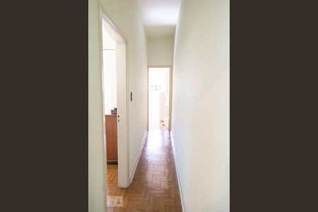 Casa à venda com 90m², 3 quartos e 2 vagas Casa à venda com 90m², 3 quartos e 2 vagasCorredor