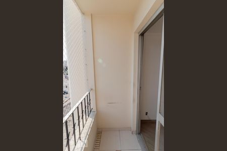 Apartamento para alugar com 74m², 3 quartos e 1 vaga Apartamento para alugar com 74m², 3 quartos e 1 vagaSacada