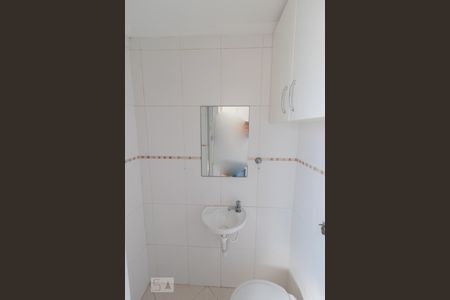 Apartamento para alugar com 74m², 3 quartos e 1 vaga Apartamento para alugar com 74m², 3 quartos e 1 vagaBanheiro de Serviço