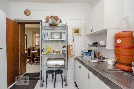 Apartamento à venda com 200m², 4 quartos e 5 vagas Apartamento à venda com 200m², 4 quartos e 5 vagasCozinha