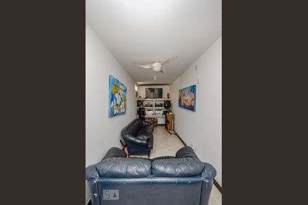 Apartamento à venda com 200m², 4 quartos e 5 vagas Apartamento à venda com 200m², 4 quartos e 5 vagasSala de TV