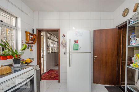 Apartamento à venda com 200m², 4 quartos e 5 vagas Apartamento à venda com 200m², 4 quartos e 5 vagasCozinha