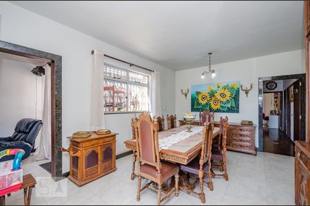 Apartamento à venda com 200m², 4 quartos e 5 vagas Apartamento à venda com 200m², 4 quartos e 5 vagasSala de Jantar