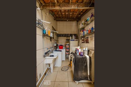 Apartamento à venda com 200m², 4 quartos e 5 vagas Apartamento à venda com 200m², 4 quartos e 5 vagasÁrea de Serviço