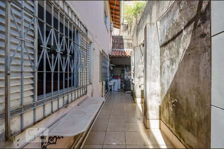 Apartamento à venda com 200m², 4 quartos e 5 vagas Apartamento à venda com 200m², 4 quartos e 5 vagasÁrea de Serviço