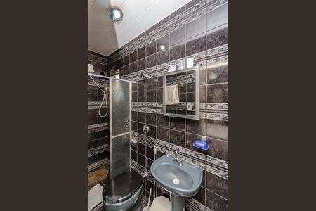 Casa à venda com 180m², 3 quartos e 4 vagasBanheiro da Suíte