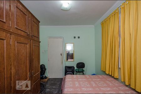 Casa à venda com 180m², 3 quartos e 4 vagasQuarto 2