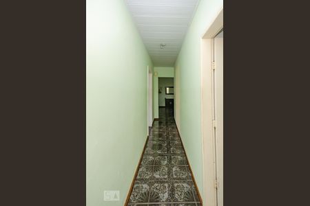 Casa à venda com 180m², 3 quartos e 4 vagasCorredor