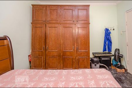 Casa à venda com 180m², 3 quartos e 4 vagasQuarto 2