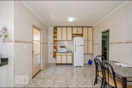 Casa à venda com 180m², 3 quartos e 4 vagasCozinha