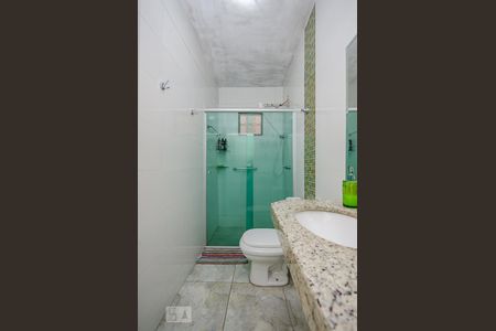 Casa à venda com 180m², 3 quartos e 4 vagasBanheiro Social