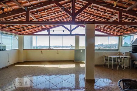 Casa à venda com 180m², 3 quartos e 4 vagasTerraço