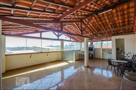 Casa à venda com 180m², 3 quartos e 4 vagasTerraço