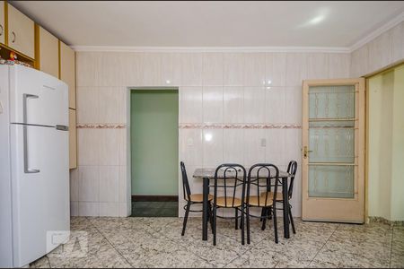 Casa à venda com 180m², 3 quartos e 4 vagasCozinha