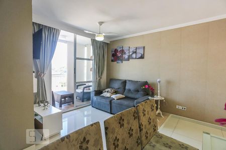 Sala de Estar de apartamento para alugar com 3 quartos, 72m² em Rio Pequeno, São Paulo