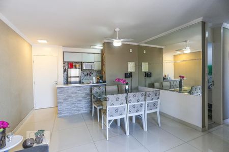 Sala de Estar de apartamento para alugar com 3 quartos, 72m² em Rio Pequeno, São Paulo