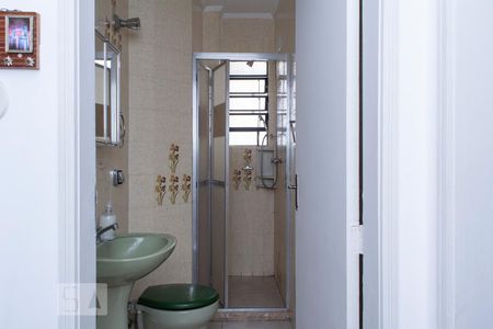 Banheiro de apartamento para alugar com 1 quarto, 42m² em Centro Histórico, Porto Alegre