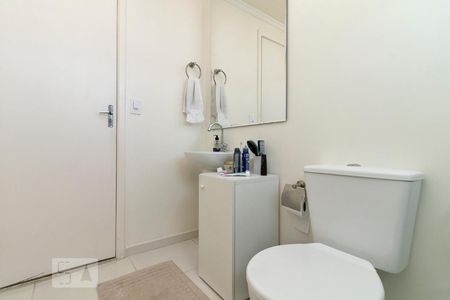 Apartamento à venda com 112m², 3 quartos e 2 vagas Apartamento à venda com 112m², 3 quartos e 2 vagasBanheiro da Suíte