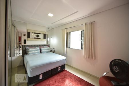 Casa à venda com 260m², 7 quartos e 4 vagasQuarto 2