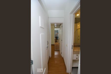 Apartamento à venda com 90m², 2 quartos e 1 vagaCorredor - Quarto 2