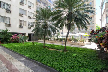 Apartamento à venda com 90m², 2 quartos e 1 vagaÁrea comum