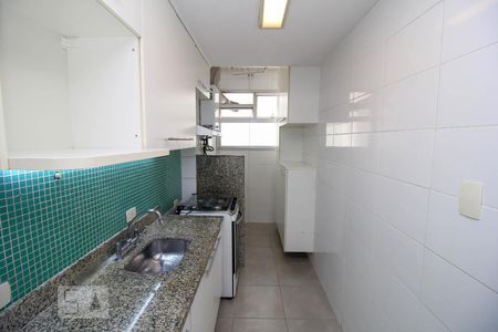 Apartamento à venda com 90m², 2 quartos e 1 vagaCozinha - Armários