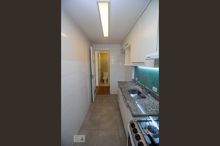 Apartamento à venda com 90m², 2 quartos e 1 vagaCozinha - Armários