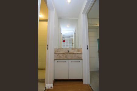 Apartamento à venda com 90m², 2 quartos e 1 vagaBanheiro Social