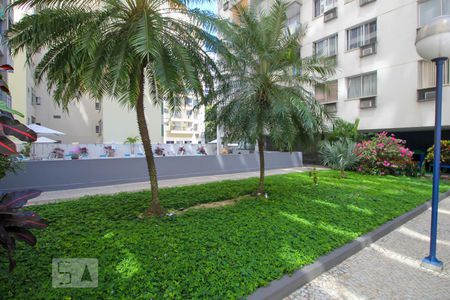 Apartamento à venda com 90m², 2 quartos e 1 vagaÁrea comum