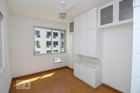 Quarto 1 de apartamento à venda com 2 quartos, 90m² em Humaitá, Rio de Janeiro