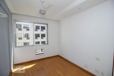Apartamento à venda com 90m², 2 quartos e 1 vagaQuarto 2