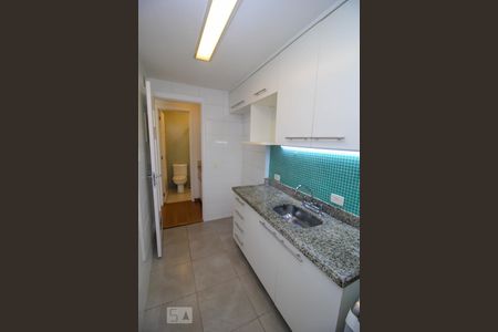 Apartamento à venda com 90m², 2 quartos e 1 vagaCozinha - Armários