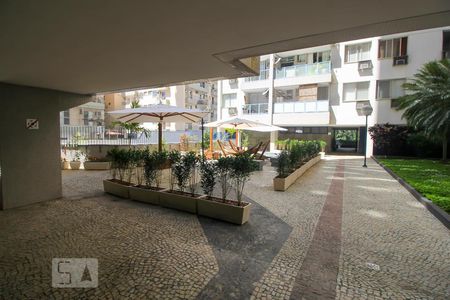 Apartamento à venda com 90m², 2 quartos e 1 vagaÁrea comum 