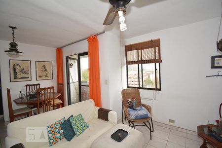 Sala de Estar de apartamento à venda com 2 quartos, 61m² em Del Castilho, Rio de Janeiro