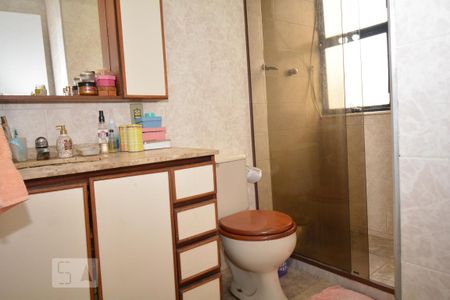 Banheiro de apartamento à venda com 2 quartos, 61m² em Del Castilho, Rio de Janeiro